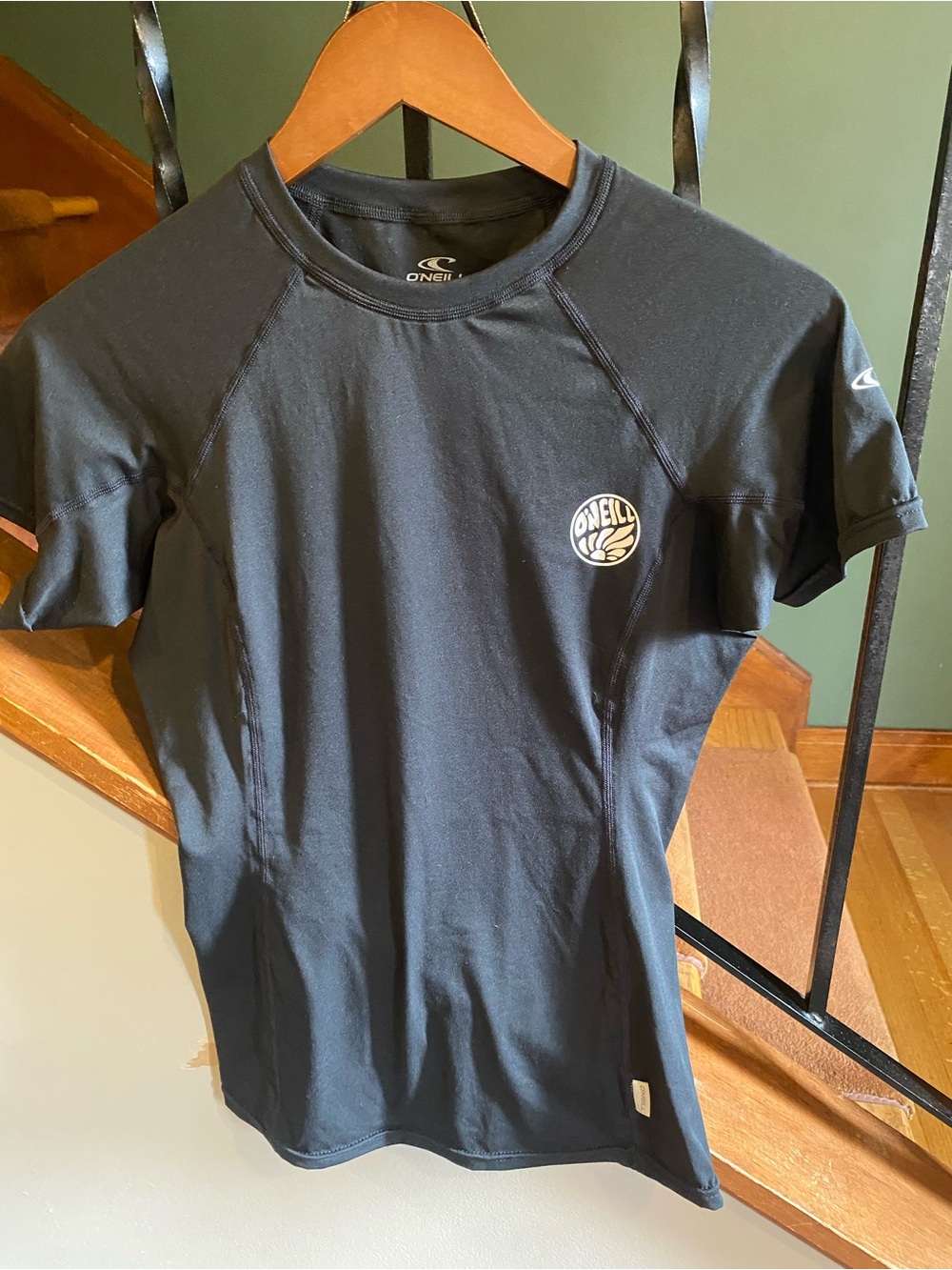 O'Neill Women’s Black Short-Sleeve Rash Guard